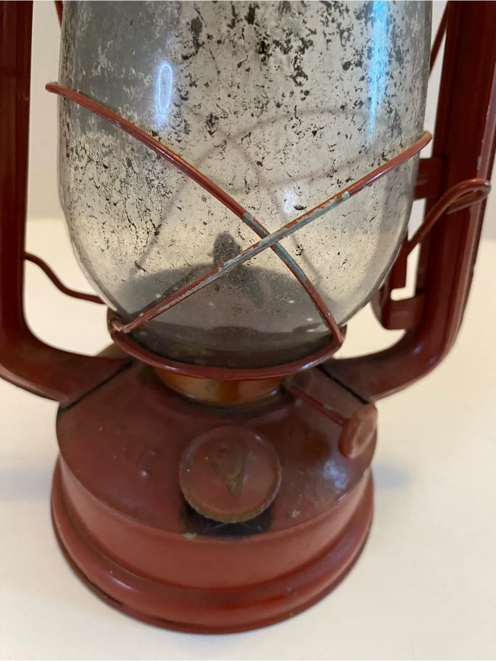Vintage WangGuang Red American Camping Kerosene Lamp 12